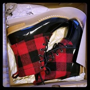 Bass buffalo PLAID rain boots
